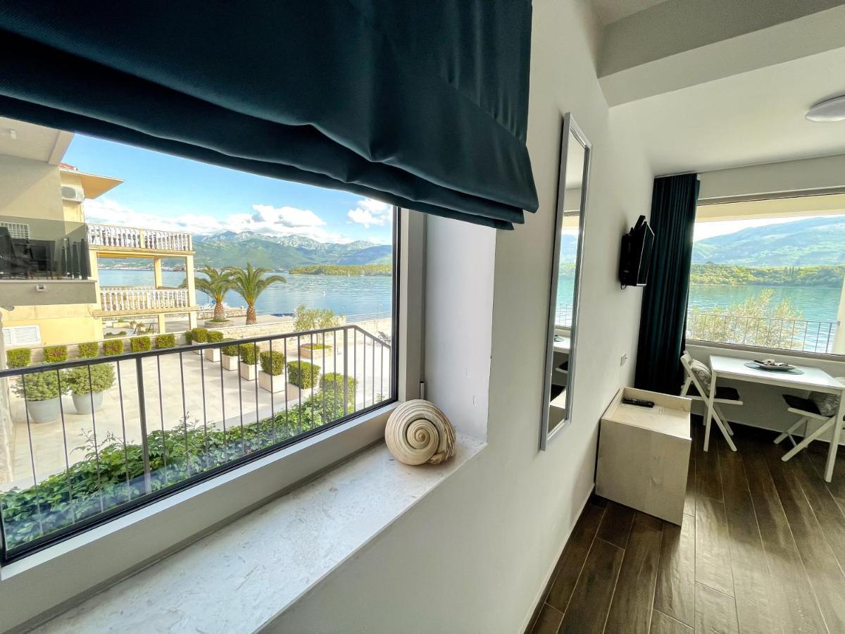 Apartments Maestral Тиват Екстериор снимка