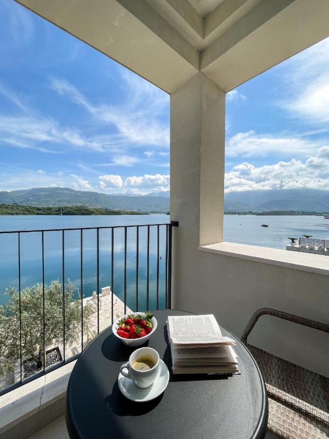 Apartments Maestral Тиват Екстериор снимка