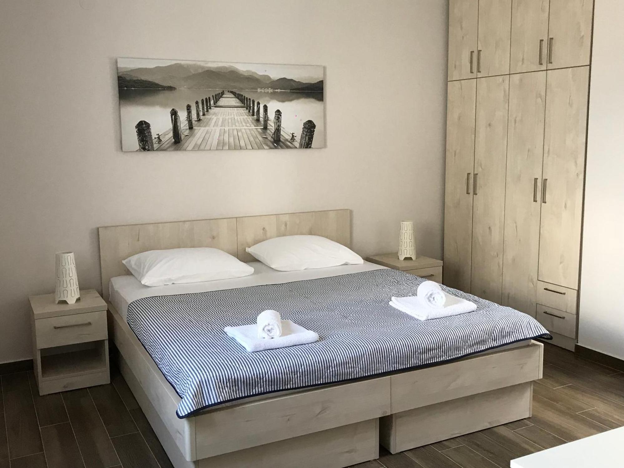 Apartments Maestral Тиват Екстериор снимка