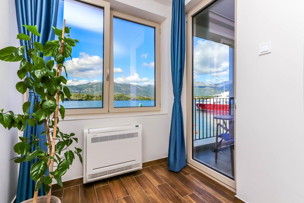Apartments Maestral Тиват Екстериор снимка