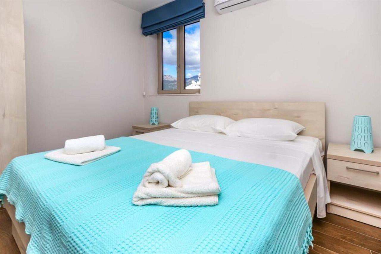 Apartments Maestral Тиват Екстериор снимка